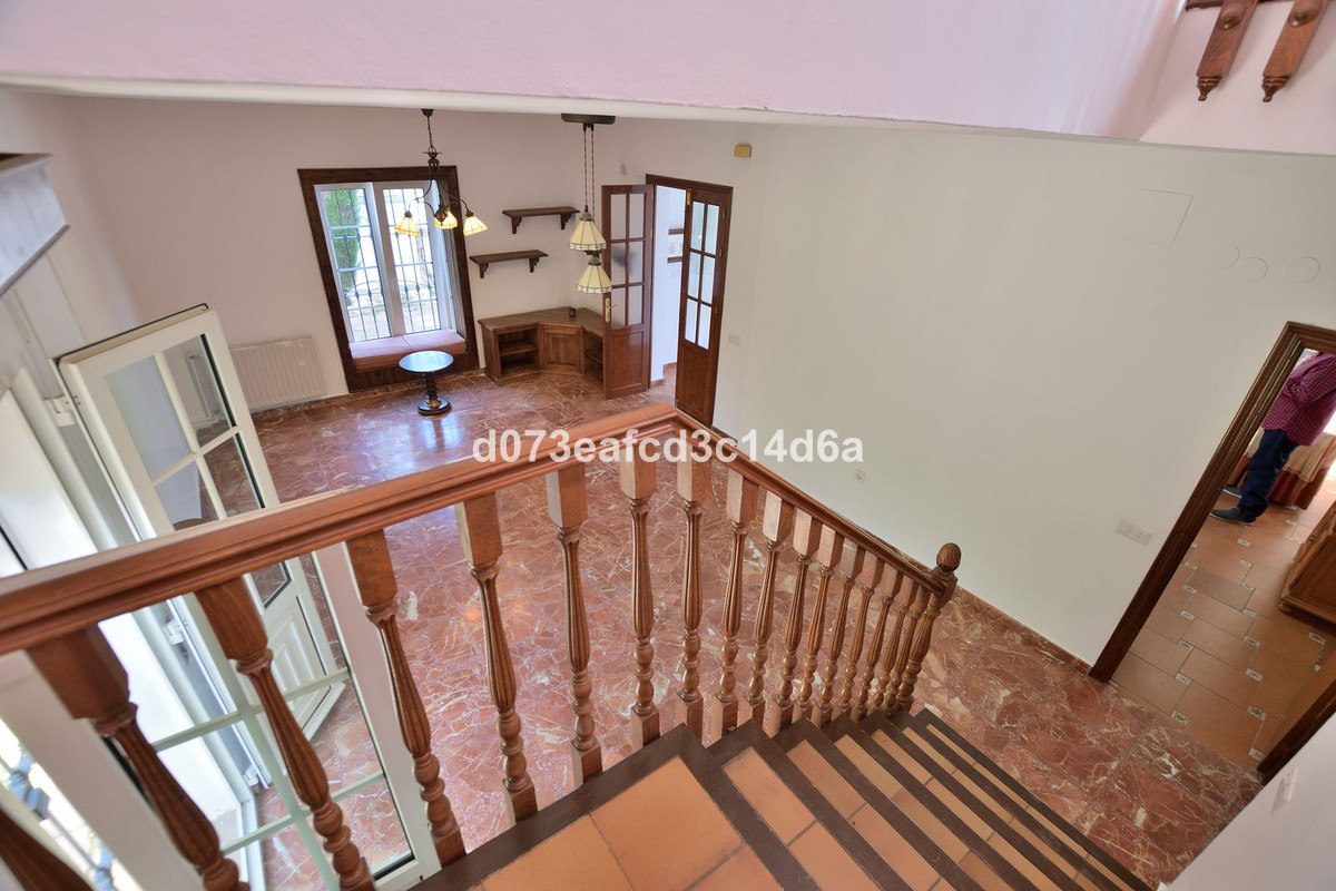 4 Bed Townhouse for sale in Ronda Costa Del Sol, Málaga, Spain