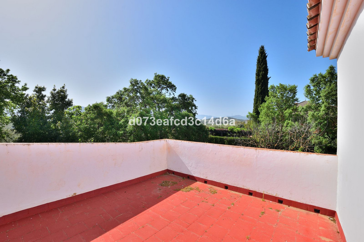 4 Bed Townhouse for sale in Ronda Costa Del Sol, Málaga, Spain