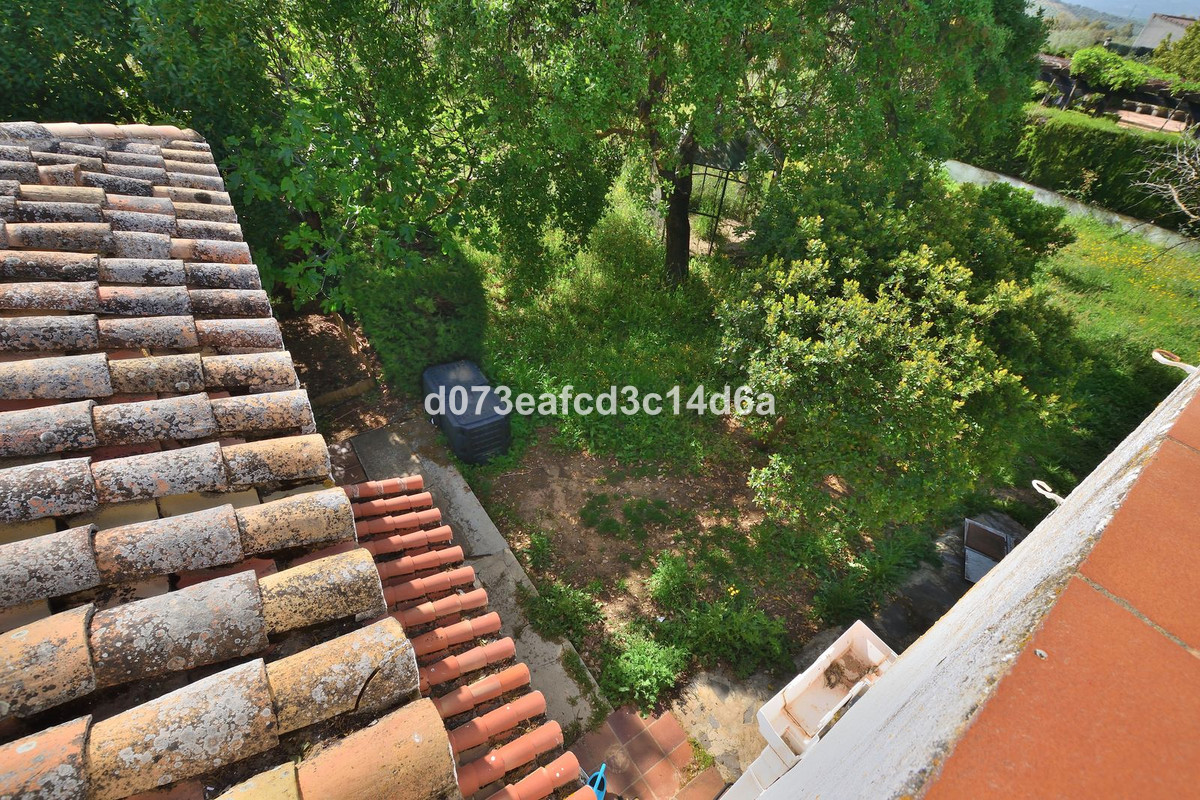 4 Bed Townhouse for sale in Ronda Costa Del Sol, Málaga, Spain