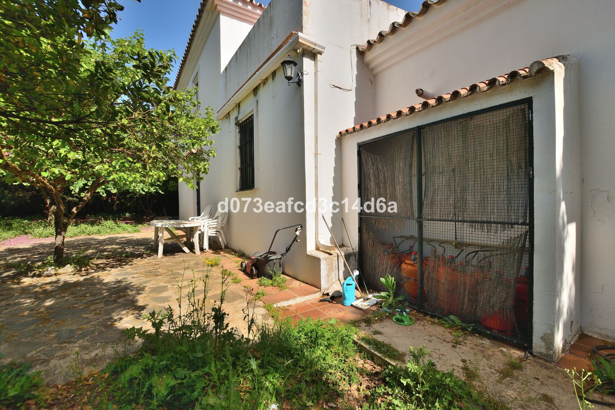 4 Bed Townhouse for sale in Ronda Costa Del Sol, Málaga, Spain
