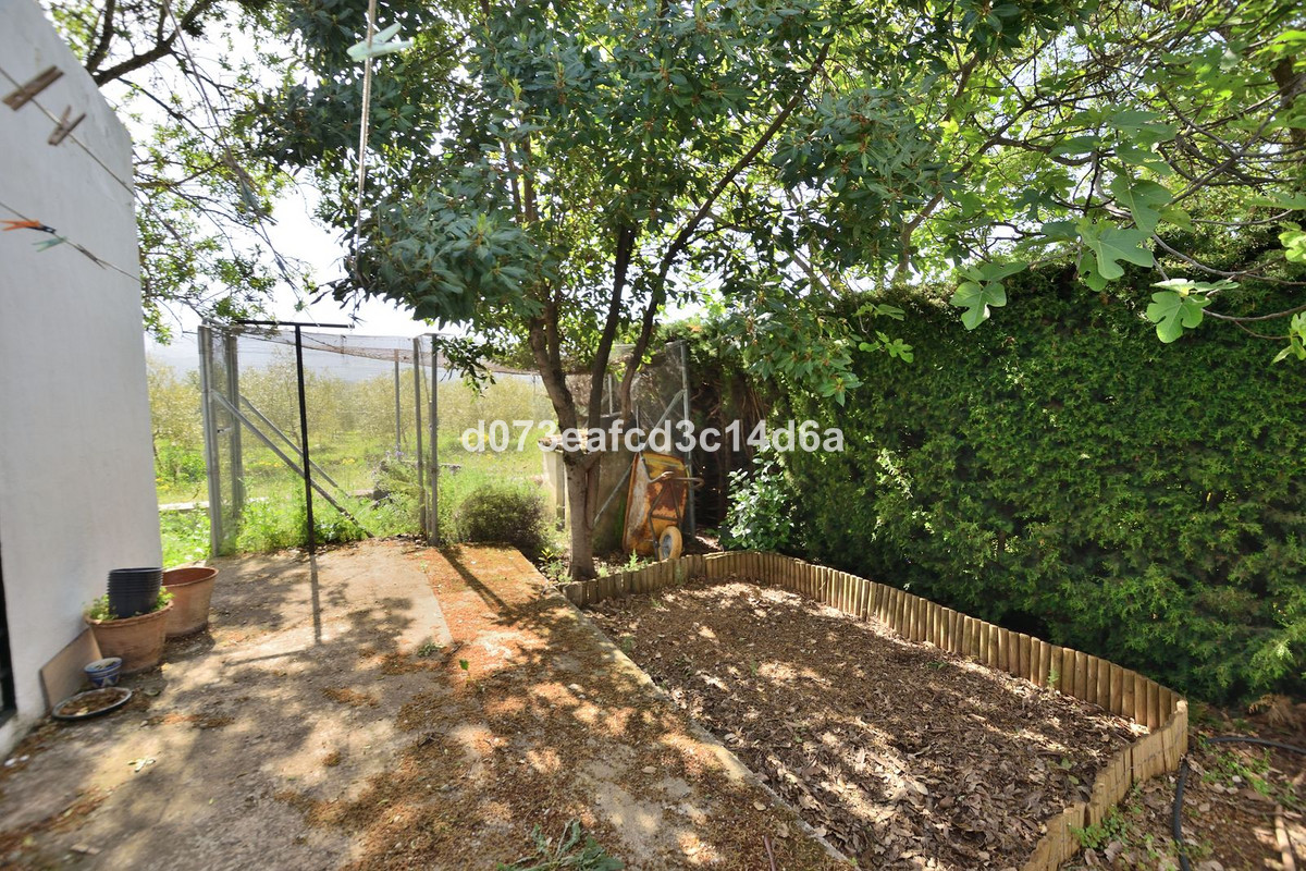 4 Bed Townhouse for sale in Ronda Costa Del Sol, Málaga, Spain