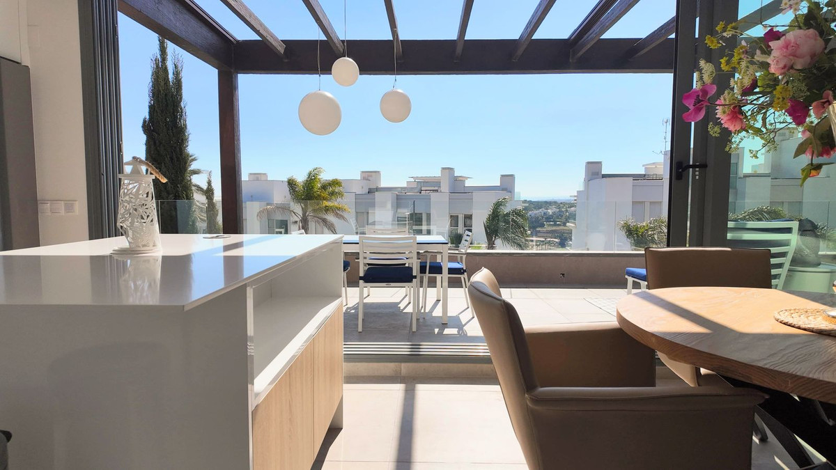 Se vende Apartamento en Planta Última de 2 dormitorios en Costa Del Sol, Málaga, España