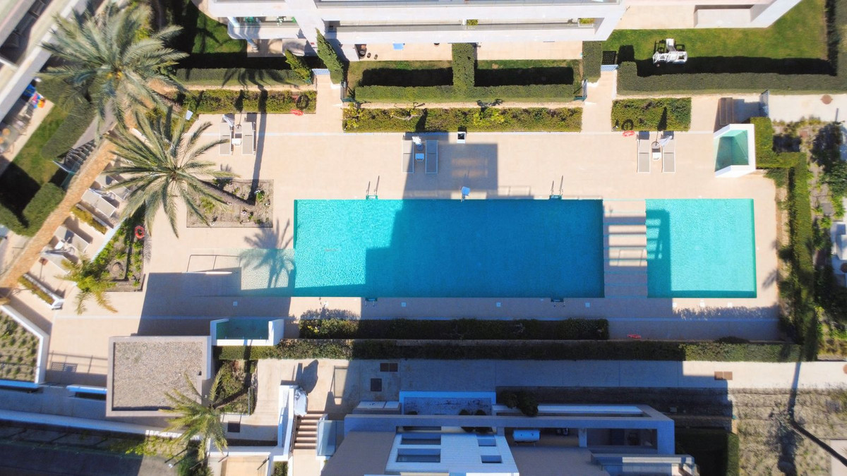 Se vende Apartamento en Planta Última de 2 dormitorios en Costa Del Sol, Málaga, España