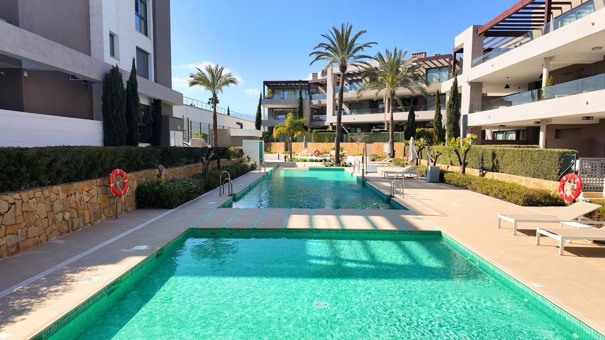 Se vende Apartamento en Planta Última de 2 dormitorios en Costa Del Sol, Málaga, España