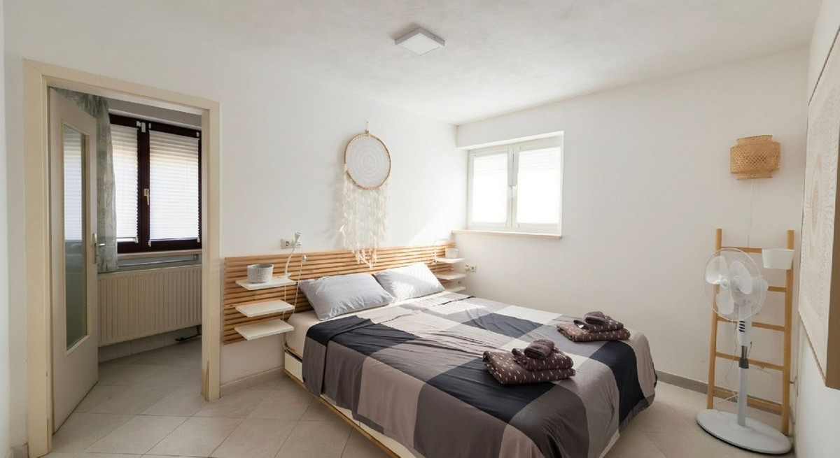 Se vende Villa - Chalet de 3 dormitorios en Costa Del Sol, Málaga, España