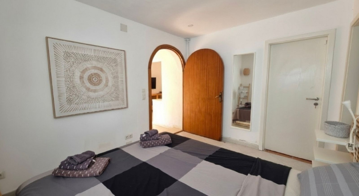 Se vende Villa - Chalet de 3 dormitorios en Costa Del Sol, Málaga, España