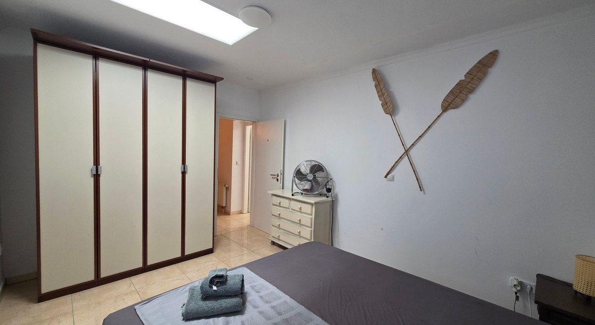 Se vende Villa - Chalet de 3 dormitorios en Costa Del Sol, Málaga, España