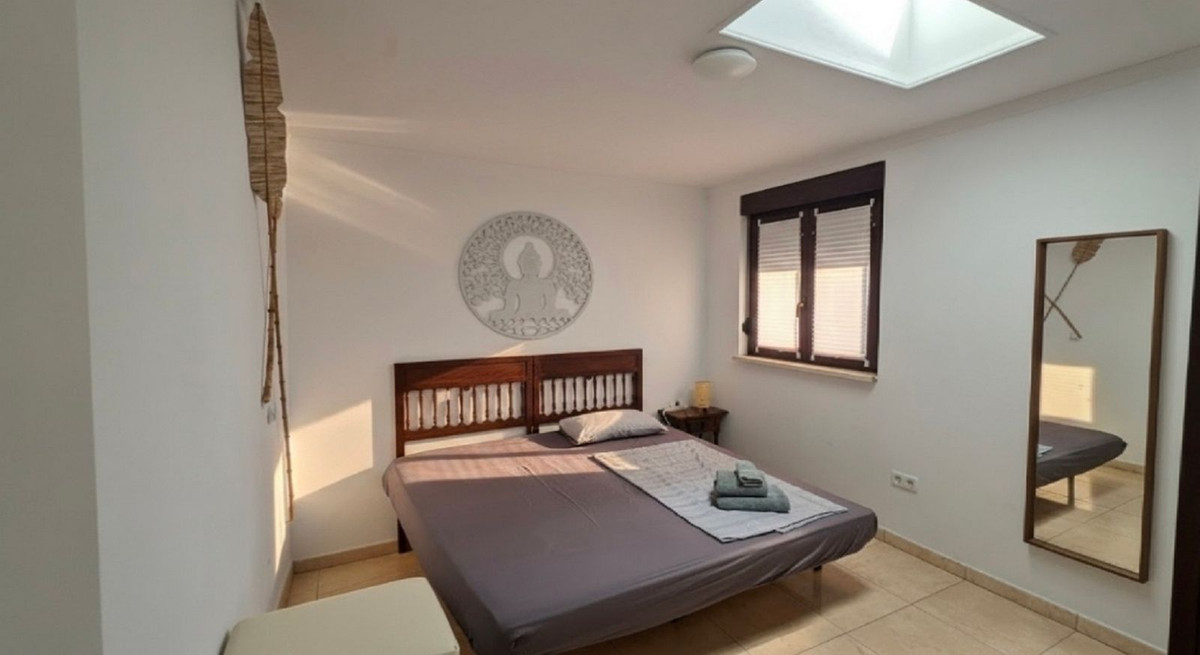 Se vende Villa - Chalet de 3 dormitorios en Costa Del Sol, Málaga, España