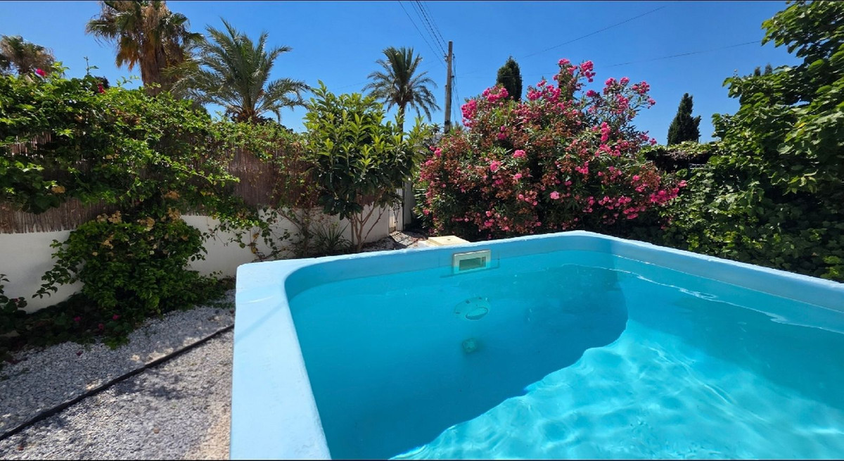 Se vende Villa - Chalet de 3 dormitorios en Costa Del Sol, Málaga, España