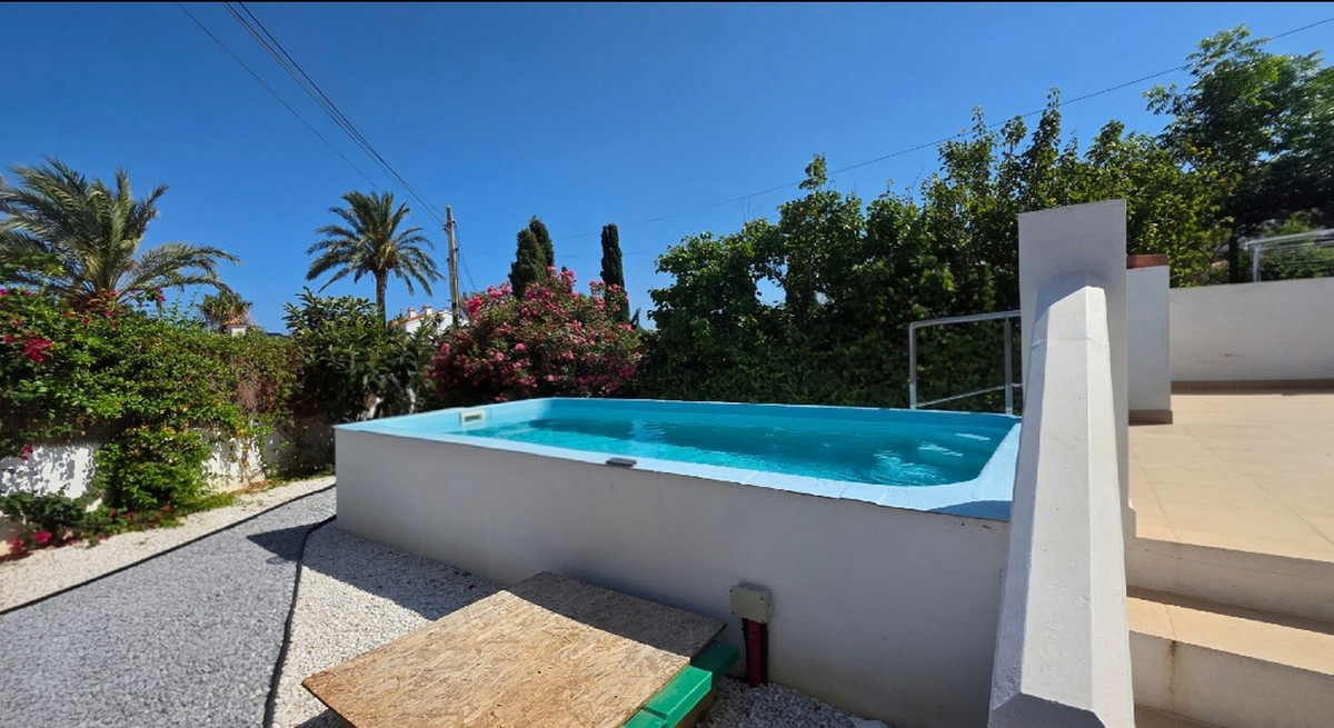 Se vende Villa - Chalet de 3 dormitorios en Costa Del Sol, Málaga, España