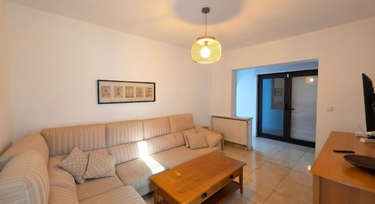 Se vende Villa - Chalet de 3 dormitorios en Costa Del Sol, Málaga, España