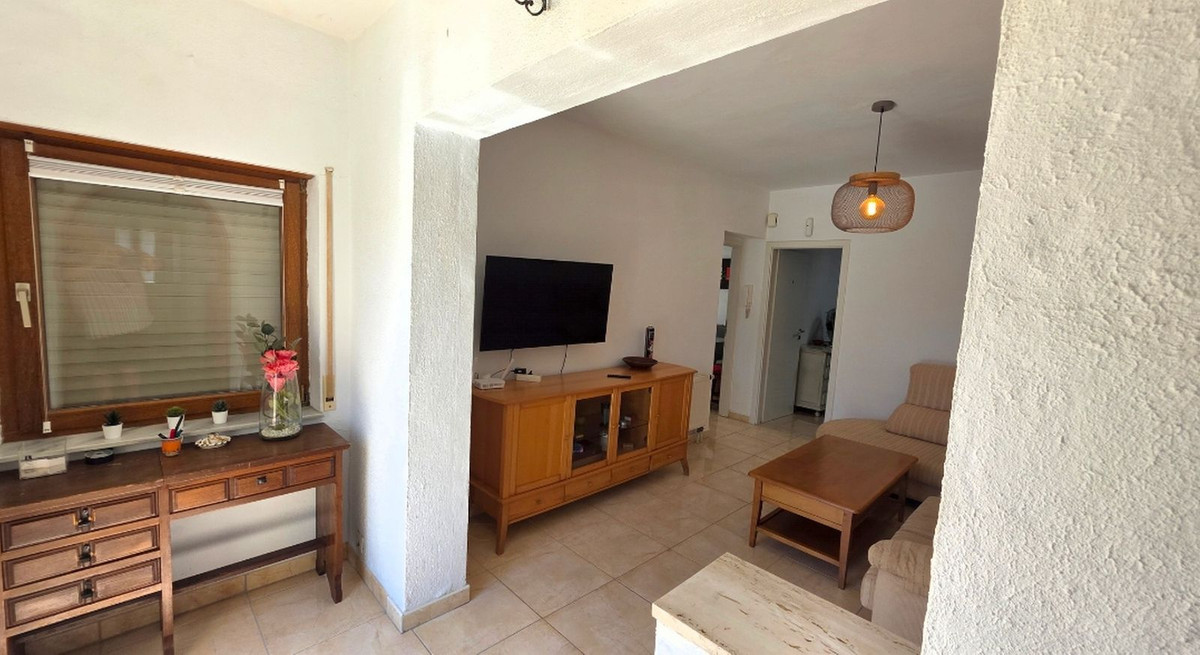 Se vende Villa - Chalet de 3 dormitorios en Costa Del Sol, Málaga, España