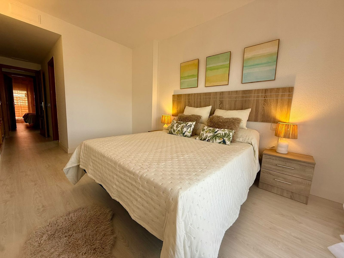3 Bed Apartment for sale in Estepona Costa Del Sol, Málaga, Spain
