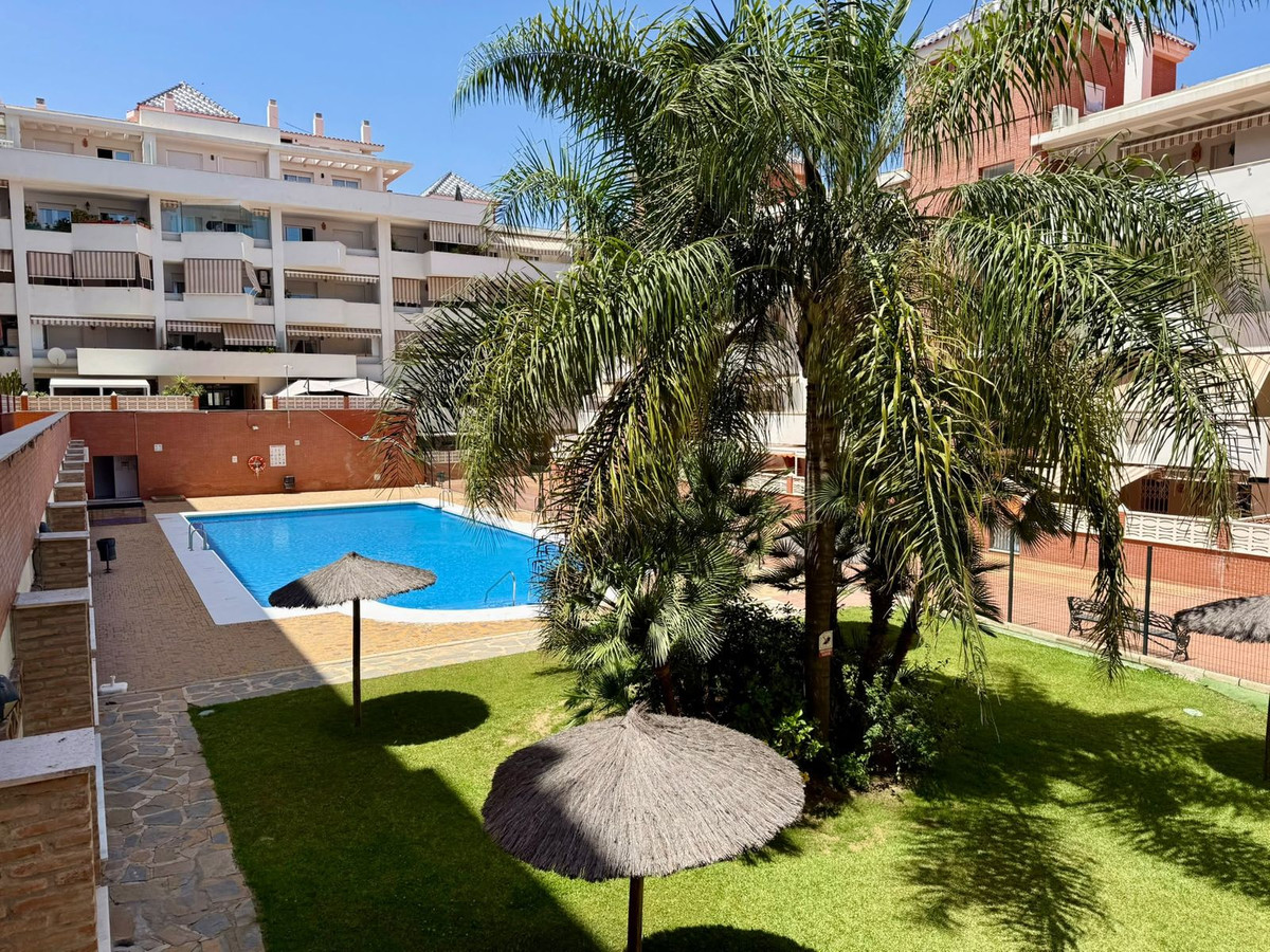 3 Bed Apartment for sale in Estepona Costa Del Sol, Málaga, Spain