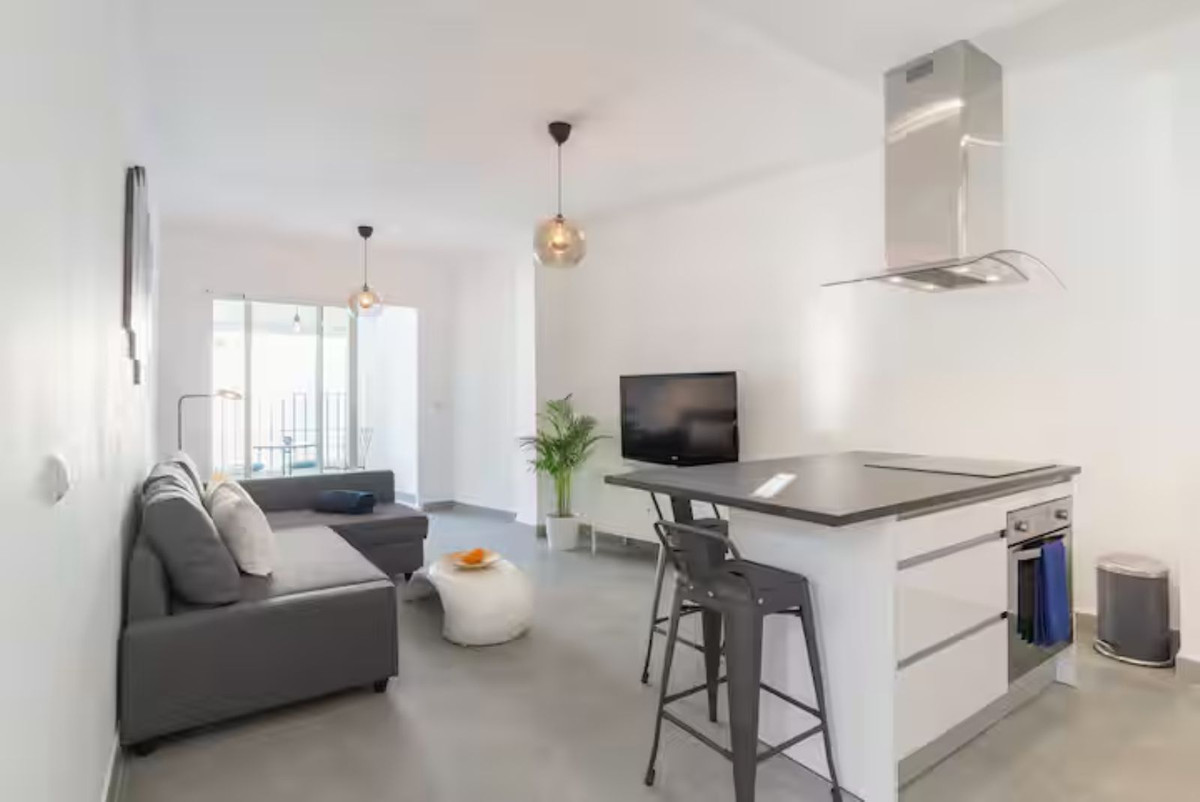 Se vende Apartamento Planta Media de 1 dormitorios en Costa Del Sol, Málaga, España