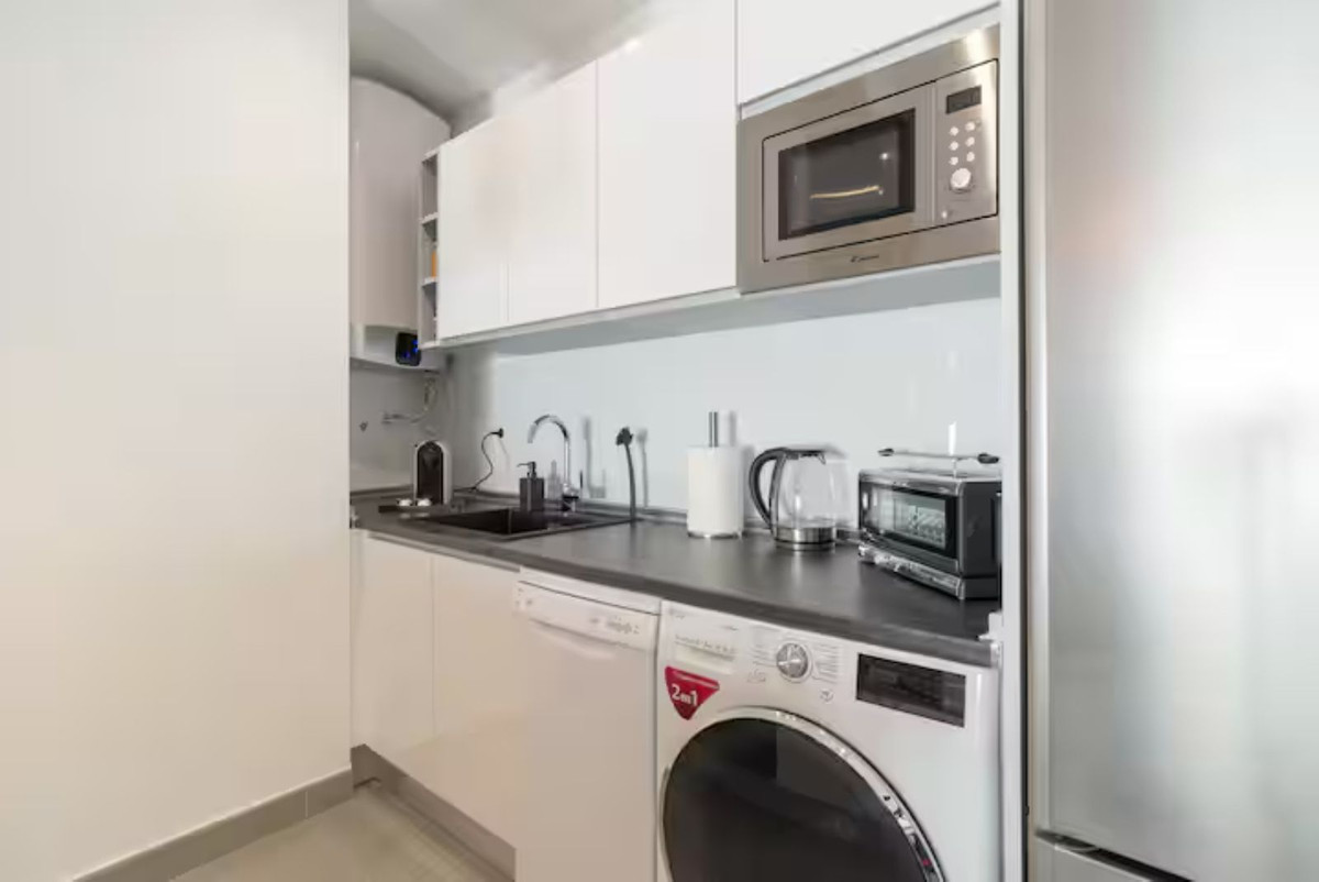 Se vende Apartamento Planta Media de 1 dormitorios en Costa Del Sol, Málaga, España