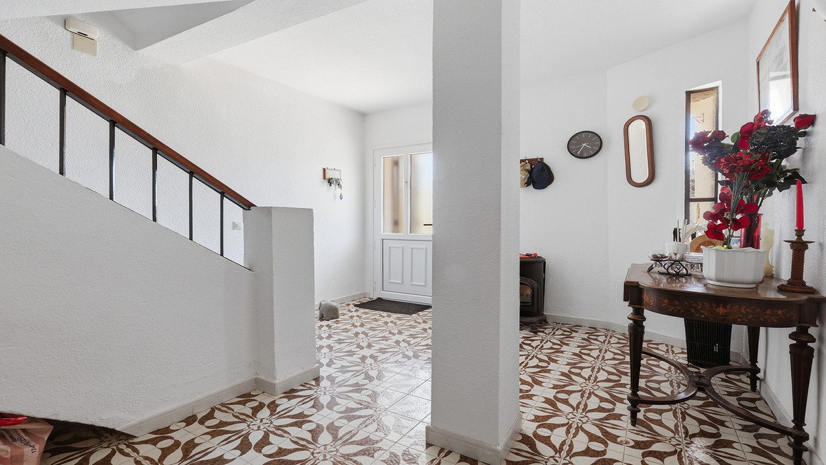 3 Bed Townhouse for sale in Manilva Costa Del Sol, Málaga, Spain