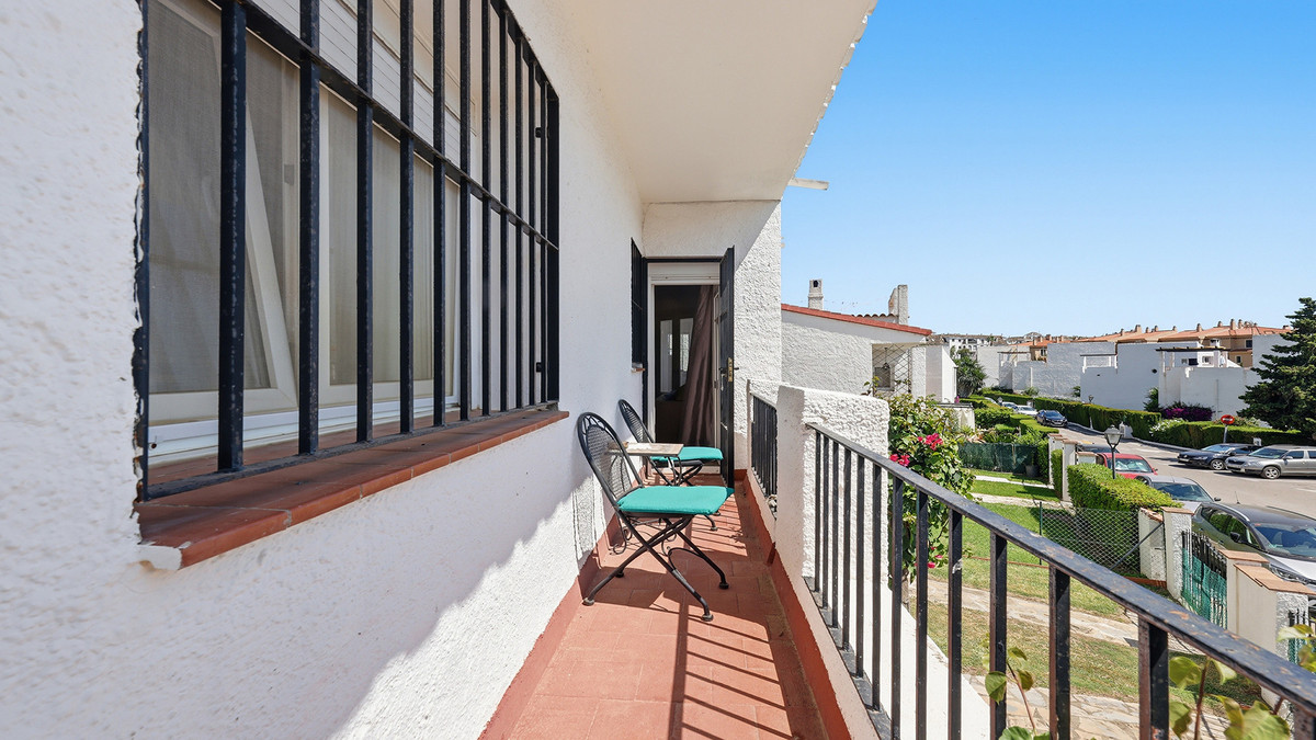 3 Bed Townhouse for sale in Manilva Costa Del Sol, Málaga, Spain