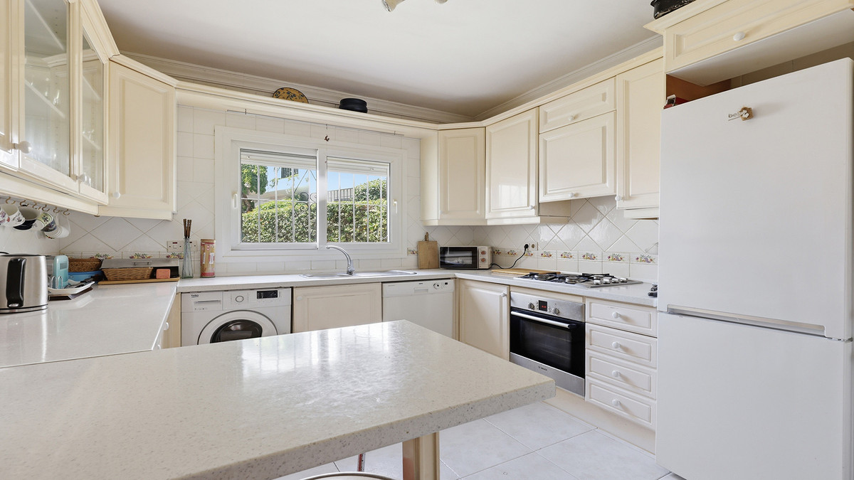 3 Bed Townhouse for sale in Manilva Costa Del Sol, Málaga, Spain