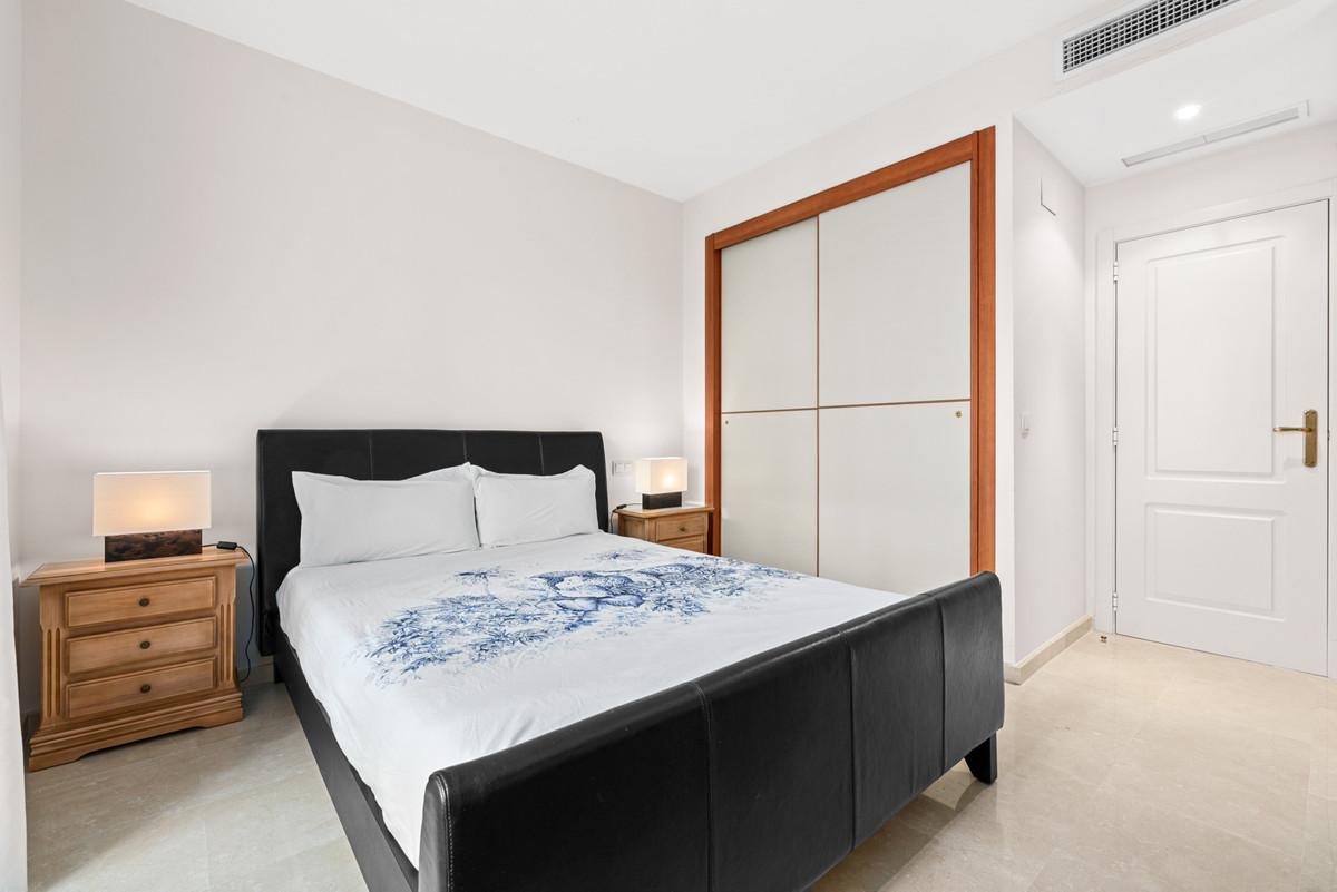 2 Bed Apartment for sale in Benahavís Costa Del Sol, Málaga, Spain