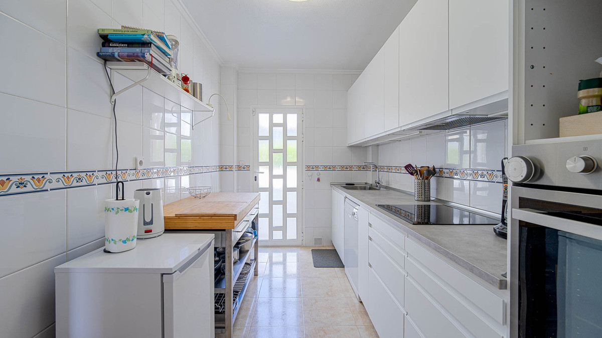 3 Bed Townhouse for sale in Dona Pepa Costa Blanca, Alicante, Spain