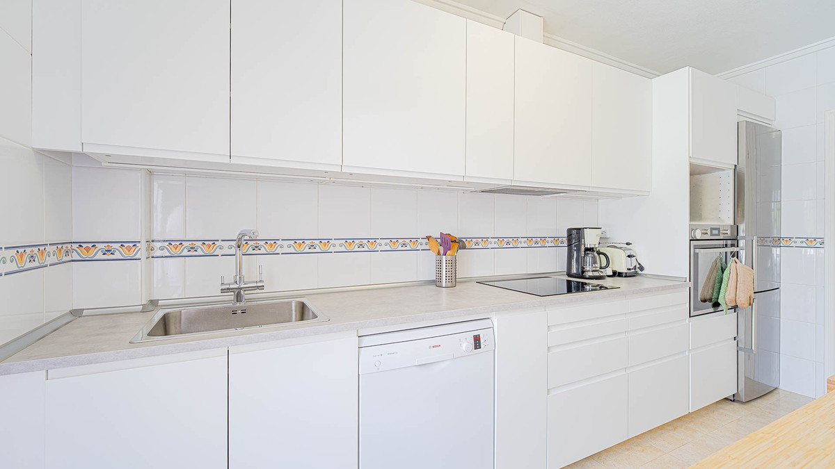 3 Bed Townhouse for sale in Dona Pepa Costa Blanca, Alicante, Spain