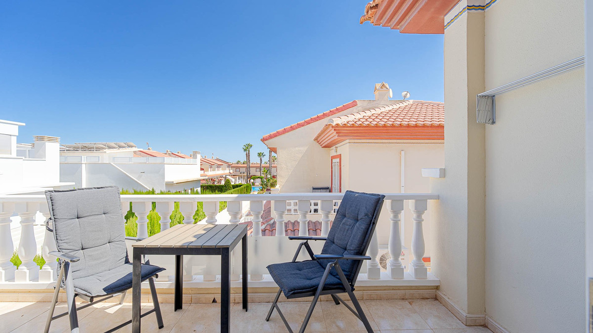 3 Bed Townhouse for sale in Dona Pepa Costa Blanca, Alicante, Spain