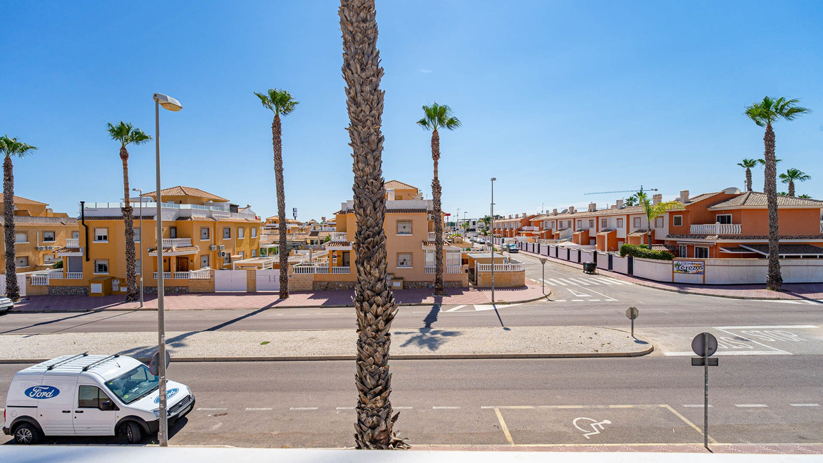 3 Bed Townhouse for sale in Dona Pepa Costa Blanca, Alicante, Spain