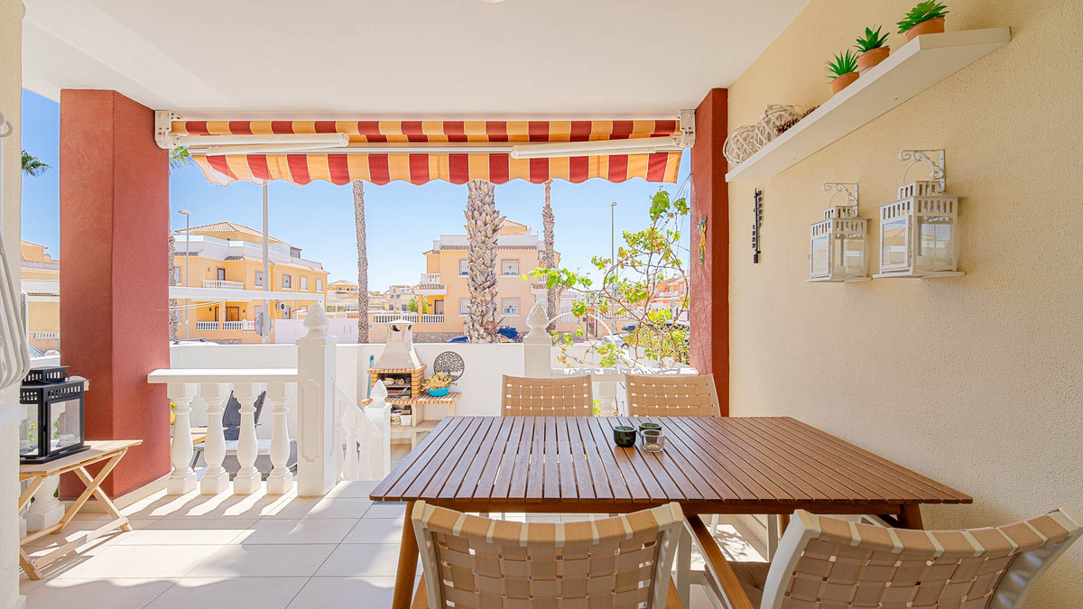 3 Bed Townhouse for sale in Dona Pepa Costa Blanca, Alicante, Spain