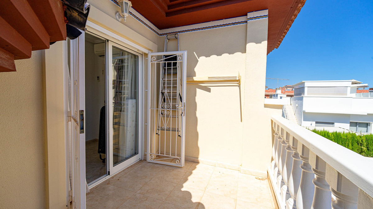 3 Bed Townhouse for sale in Dona Pepa Costa Blanca, Alicante, Spain