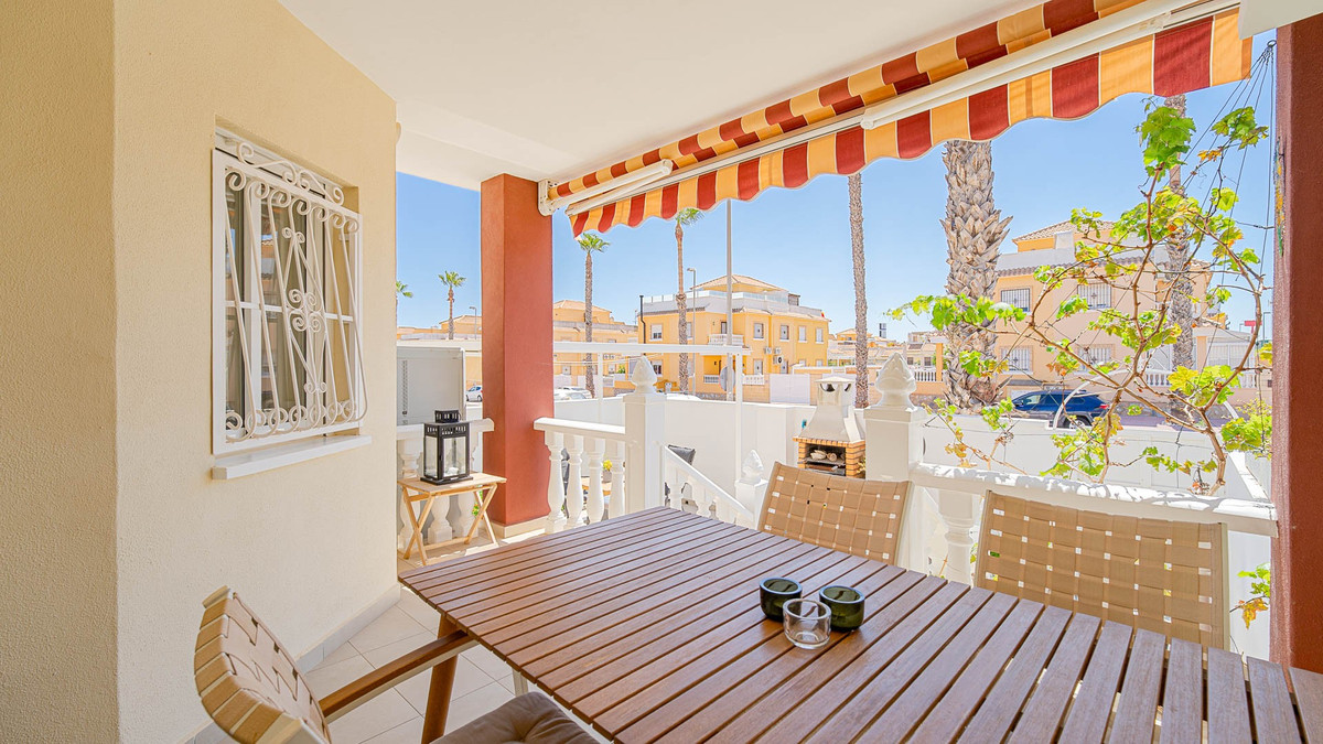 3 Bed Townhouse for sale in Dona Pepa Costa Blanca, Alicante, Spain