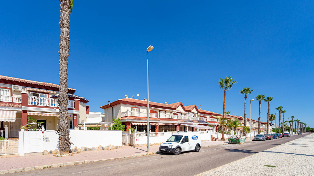 3 Bed Townhouse for sale in Dona Pepa Costa Blanca, Alicante, Spain