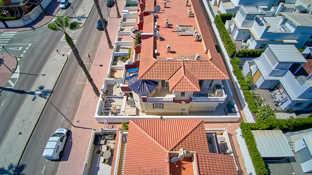 3 Bed Townhouse for sale in Dona Pepa Costa Blanca, Alicante, Spain