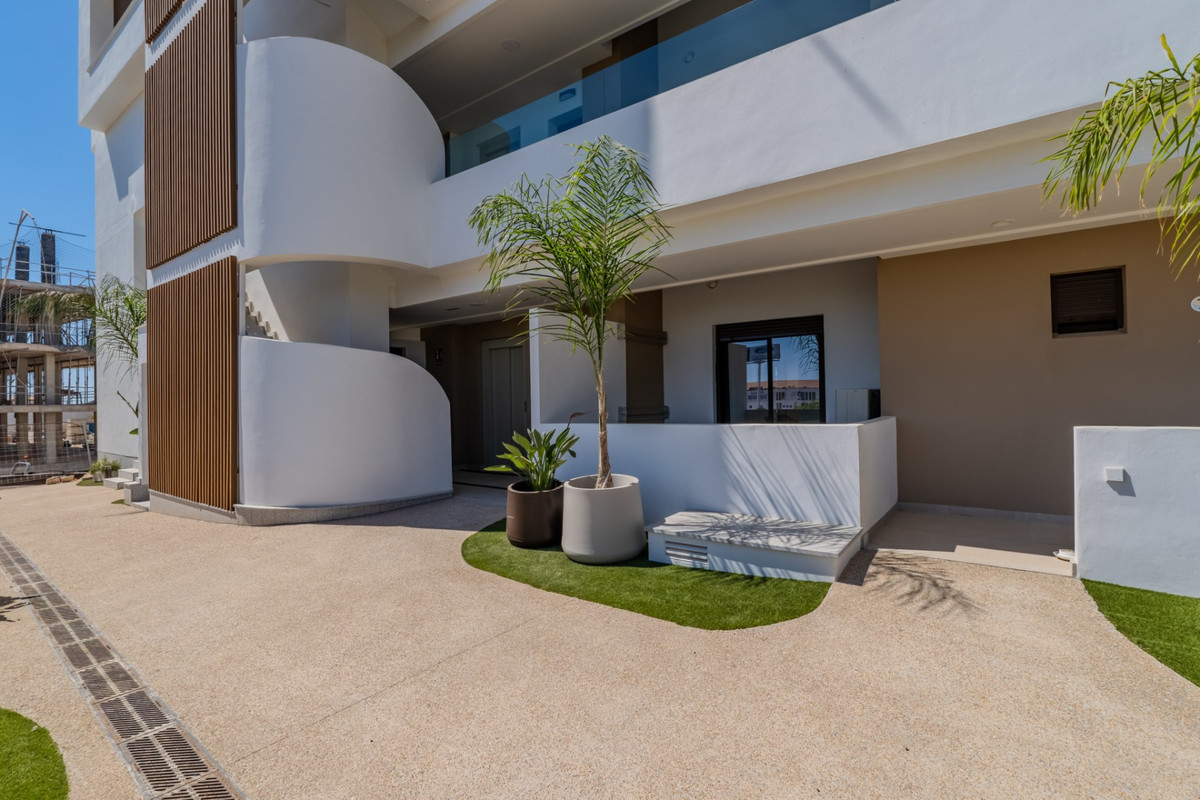 2 Bed Apartment for sale in Playa Flamenca Costa Blanca, Alicante, Spain