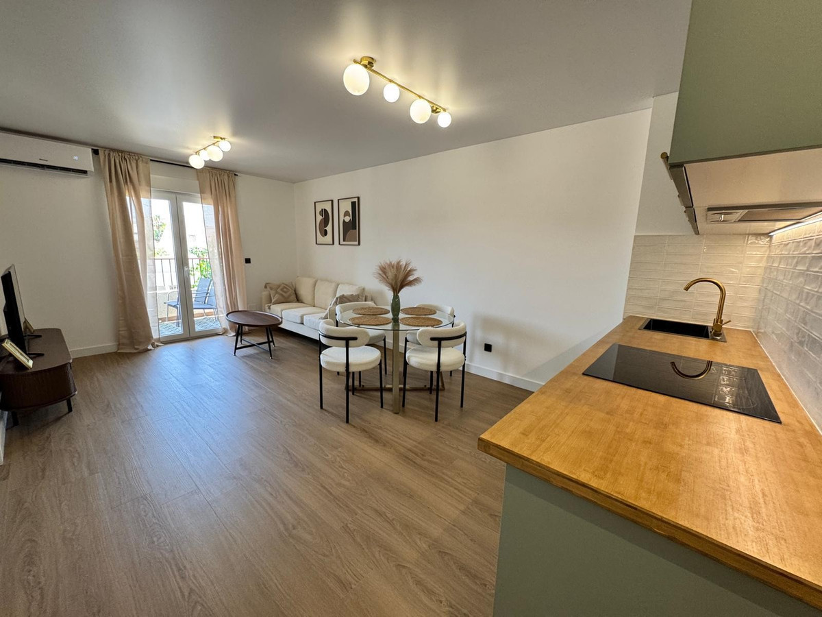 Se vende Garaje de 2 dormitorios en Costa Blanca, Alicante, España