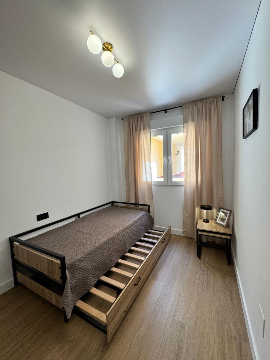 Se vende Garaje de 2 dormitorios en Costa Blanca, Alicante, España