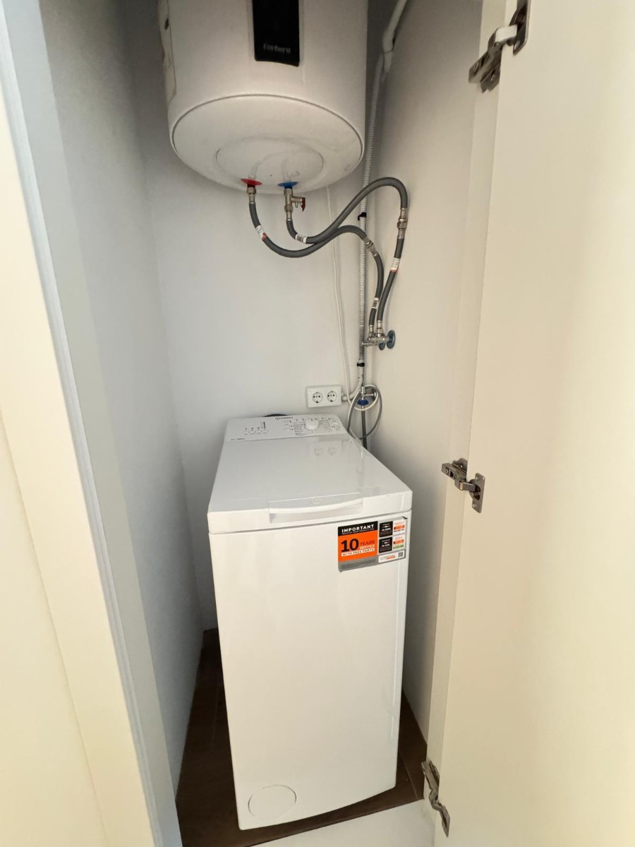 Se vende Garaje de 2 dormitorios en Costa Blanca, Alicante, España