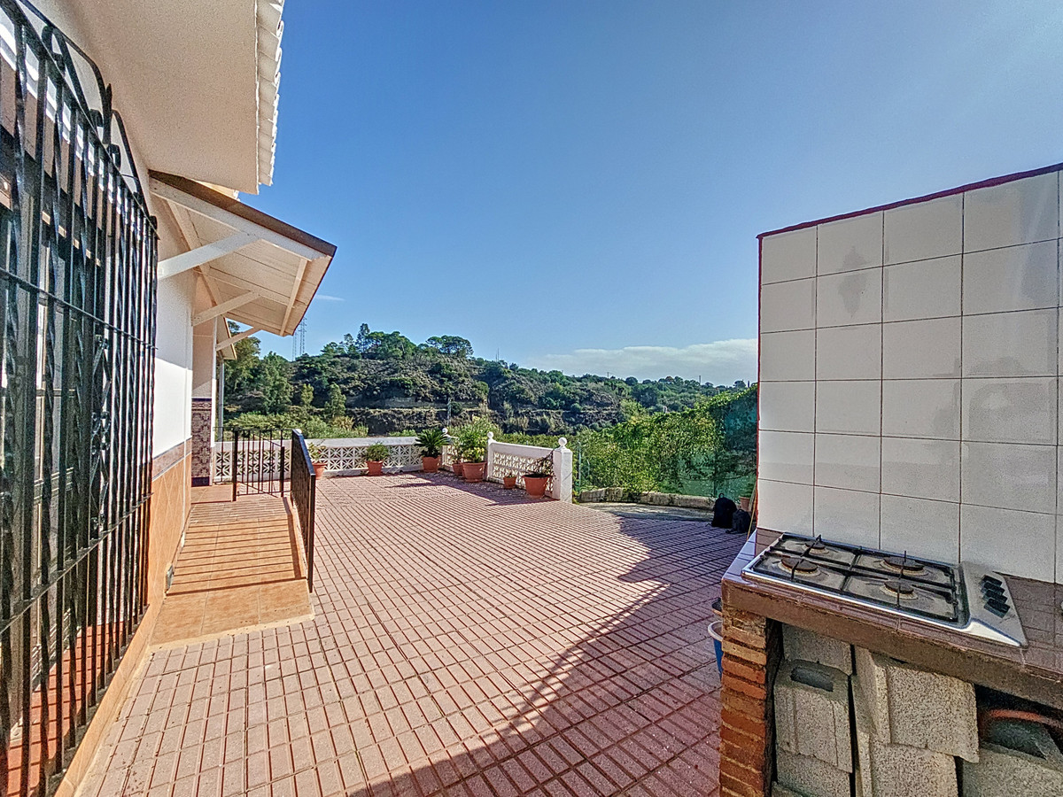 3 Bed Townhouse for sale in El Padron Costa Del Sol, Málaga, Spain