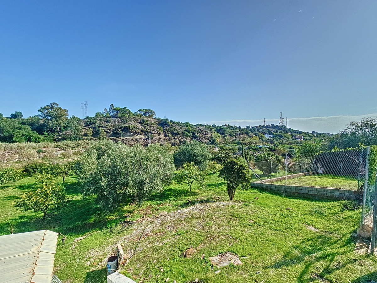 3 Bed Townhouse for sale in El Padron Costa Del Sol, Málaga, Spain
