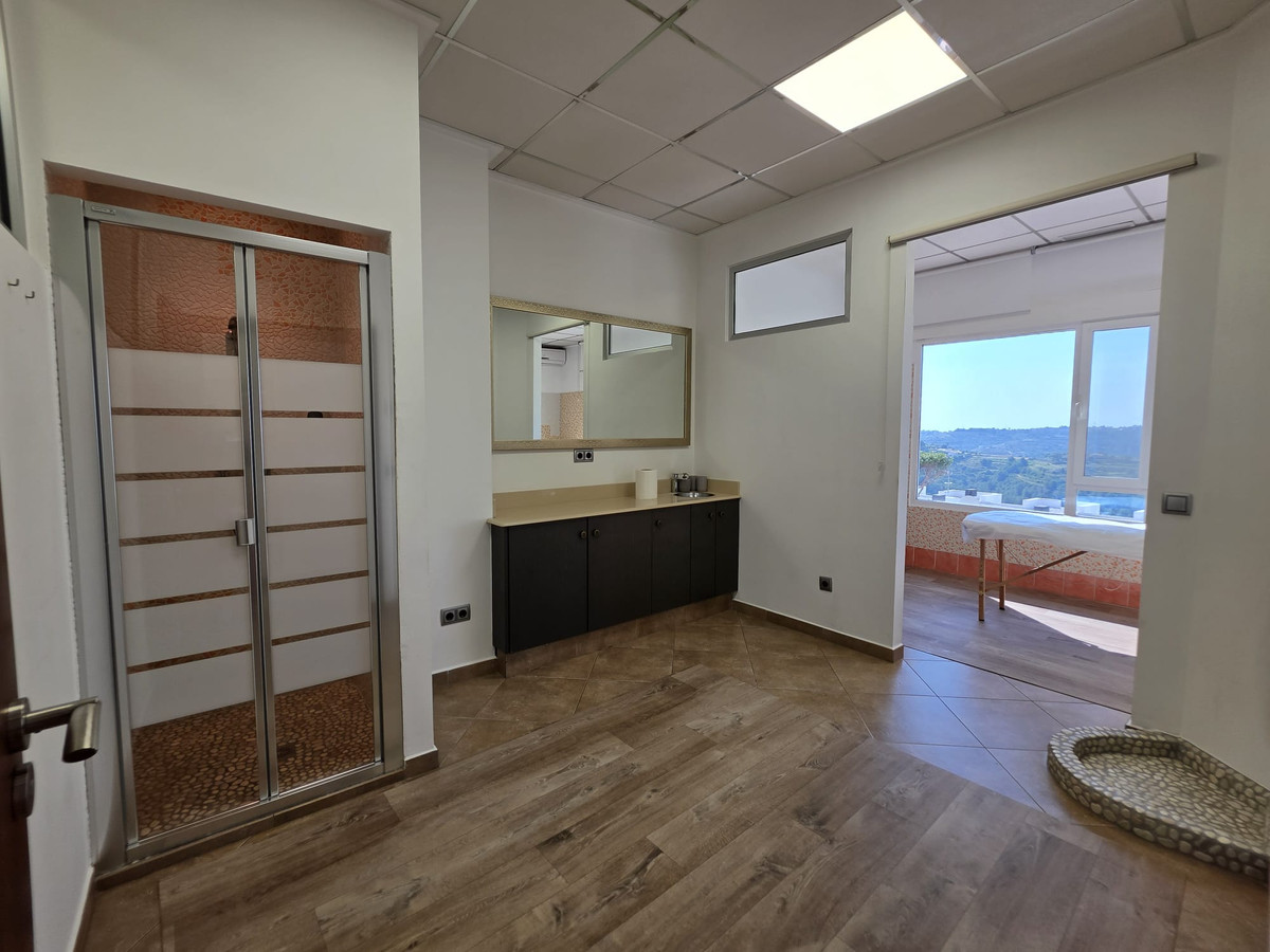 5 Bed Commercial unit for sale in Benissa Costa Blanca, Alicante, Spain