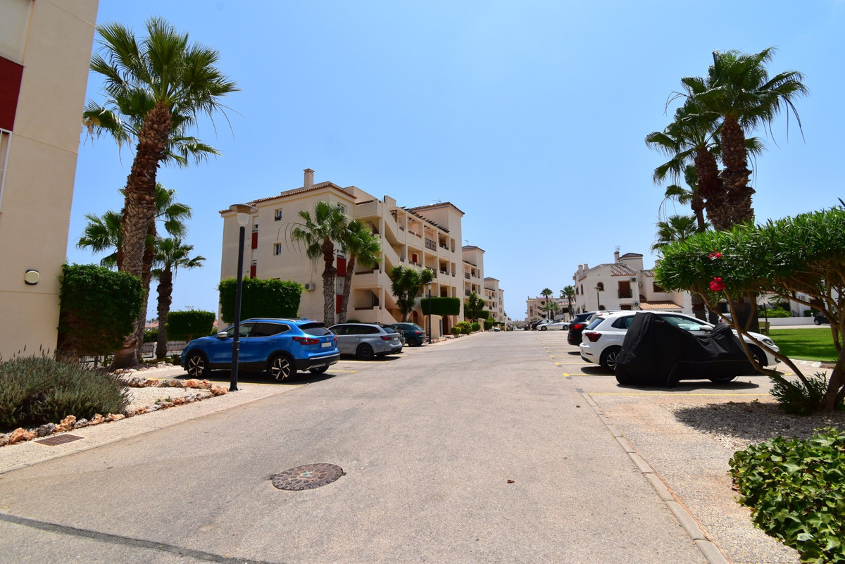 2 Bed Apartment for sale in Playa Flamenca Costa Blanca, Alicante, Spain