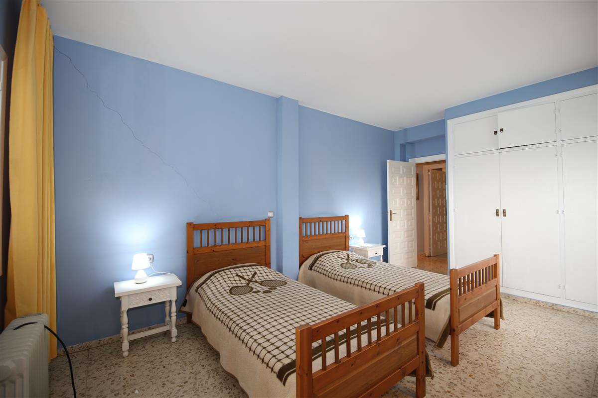 4 Bed Townhouse for sale in Estepona Costa Del Sol, Málaga, Spain