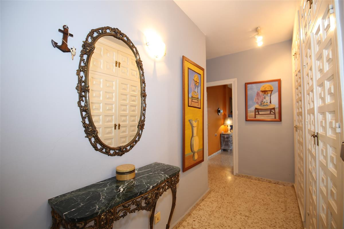 4 Bed Townhouse for sale in Estepona Costa Del Sol, Málaga, Spain