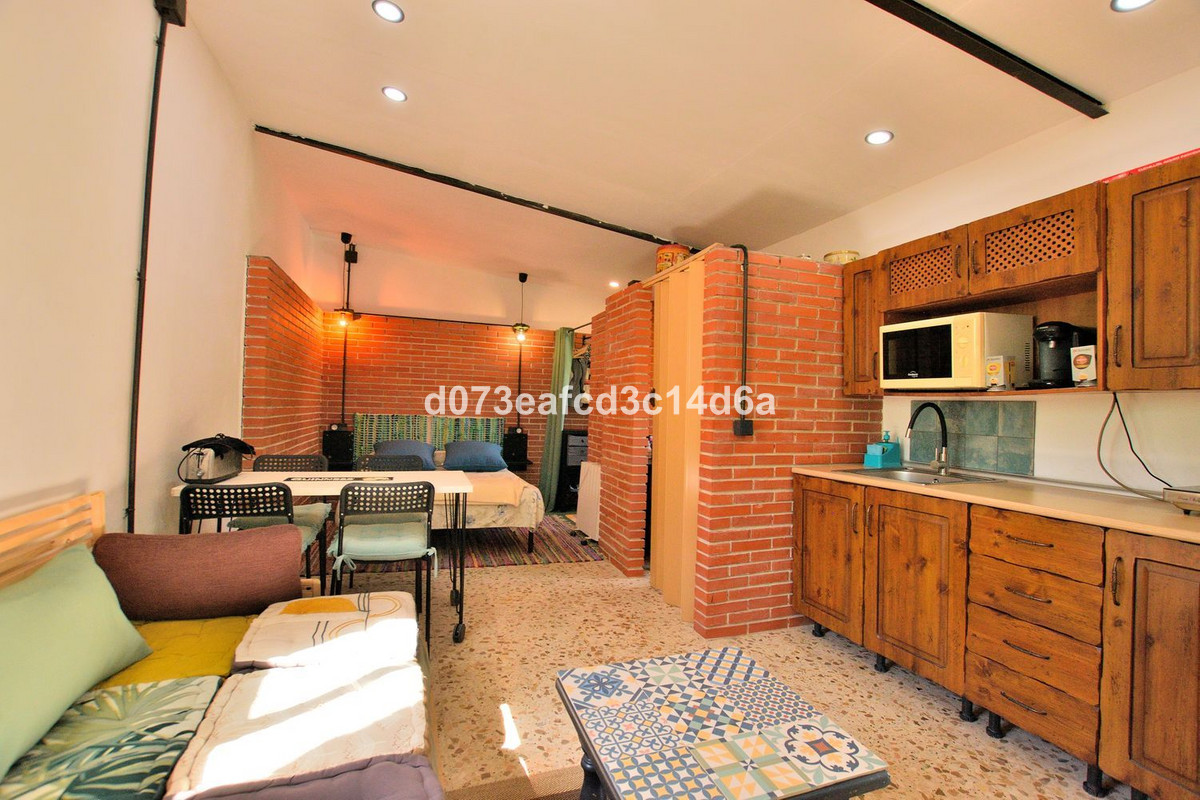 1 Bed Townhouse for sale in Ronda Costa Del Sol, Málaga, Spain