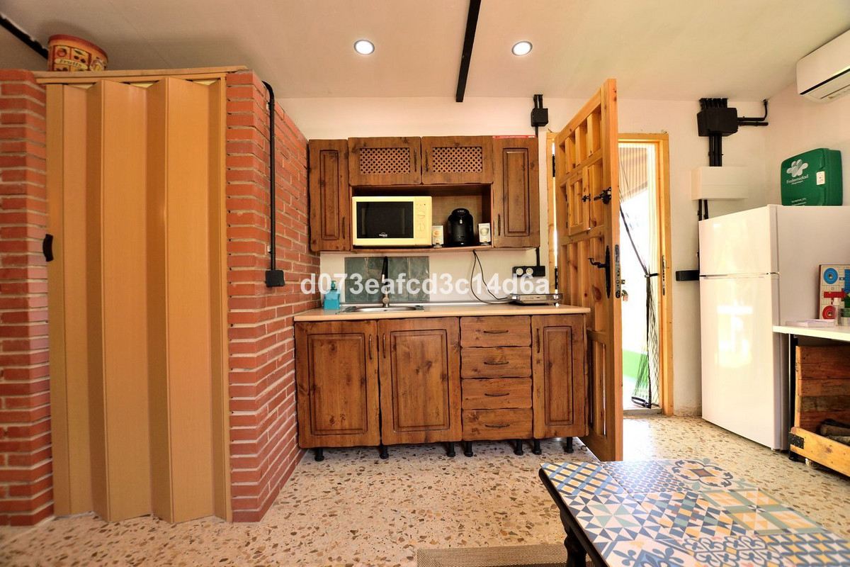 1 Bed Townhouse for sale in Ronda Costa Del Sol, Málaga, Spain