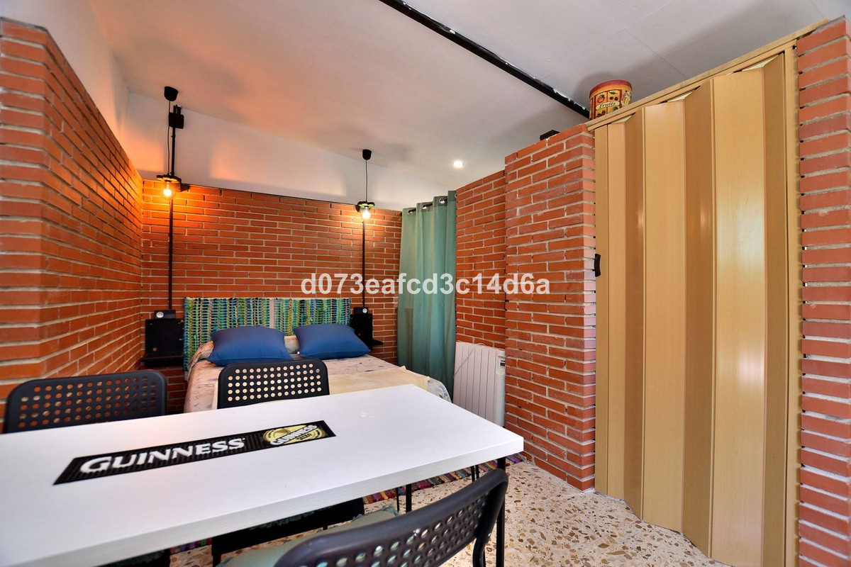 1 Bed Townhouse for sale in Ronda Costa Del Sol, Málaga, Spain