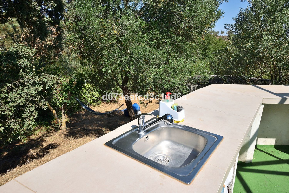 1 Bed Townhouse for sale in Ronda Costa Del Sol, Málaga, Spain