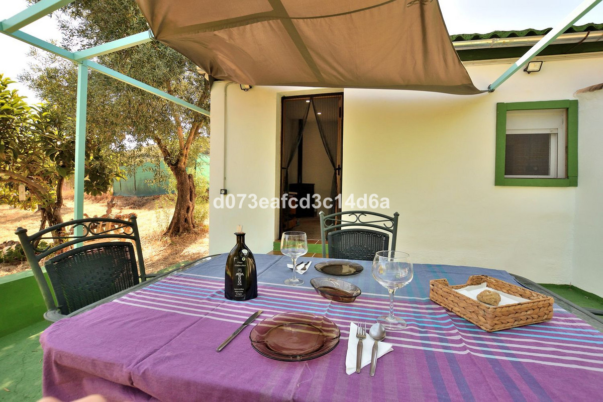 1 Bed Townhouse for sale in Ronda Costa Del Sol, Málaga, Spain