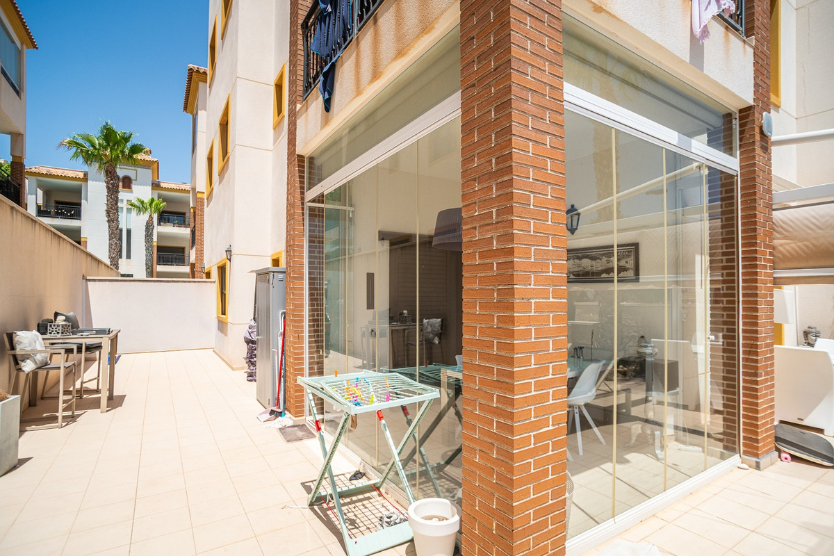 2 Bed Apartment for sale in Guardamar Del Segura Costa Blanca, Alicante, Spain