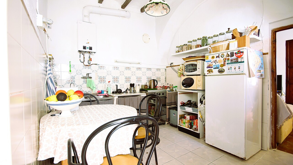 3 Bed Townhouse for sale in Jalon Costa Blanca, Alicante, Spain